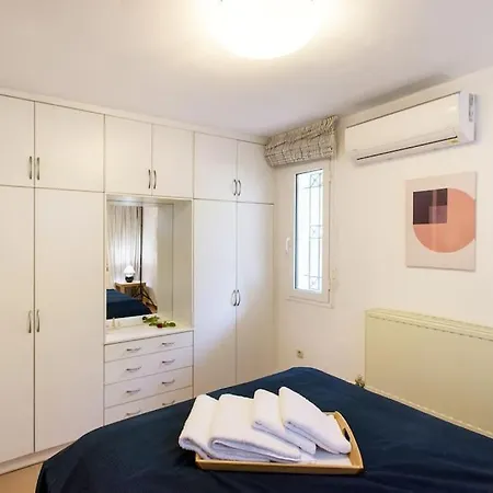 Peggy's Nautical Gem, Corfu Holiday home